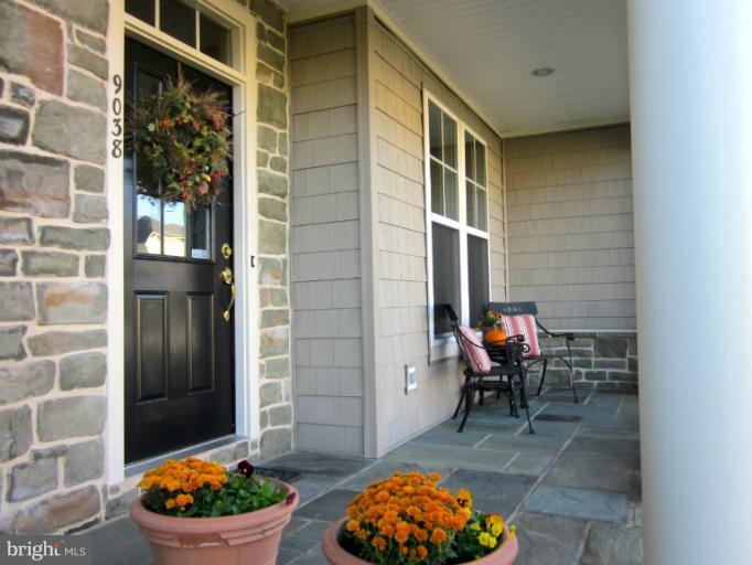 9038 Roaring Spring Loop Bristow, VA 20136 - Photo 1 of 30 Exterior (Front)