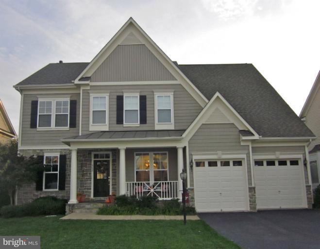 9038 Roaring Spring Loop Bristow, VA 20136 - Photo 30 of 30 Exterior (Front)