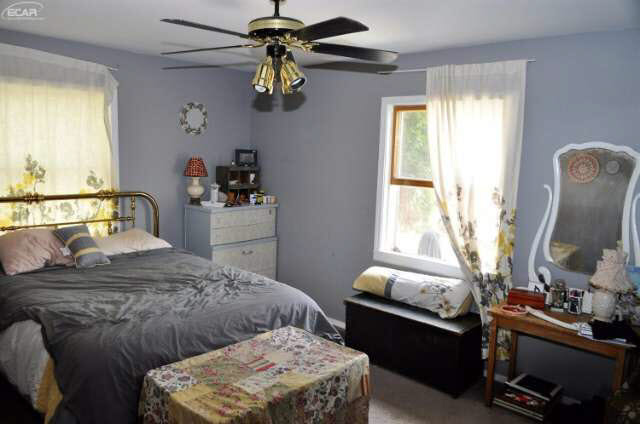 11226 Linden Road Linden, MI 48451 - Photo 9 of 21 21148522-8.JPG
