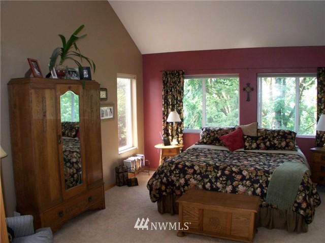 4800 Green Mountain Road Kalama, WA 98625 - Photo 11 of 14 Gallery Image 11