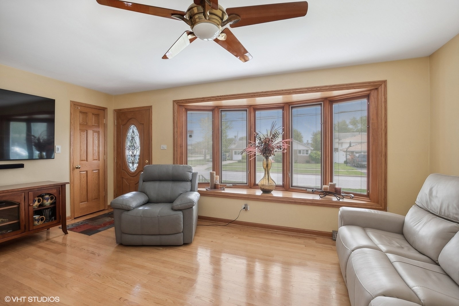 7900 72nd Street Bridgeview, IL 60455 - Photo 3 of 18 Gallery Image 3