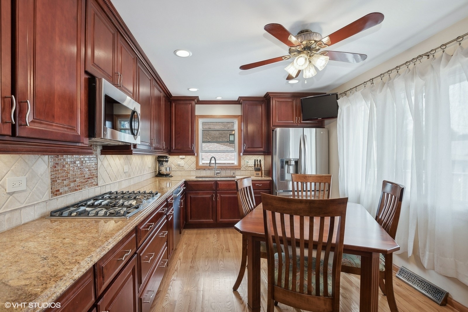 7900 72nd Street Bridgeview, IL 60455 - Photo 4 of 18 Gallery Image 4