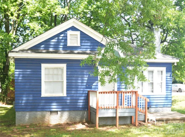 $1,800 | 4101 Gossett Avenue, Charlotte, NC 28208