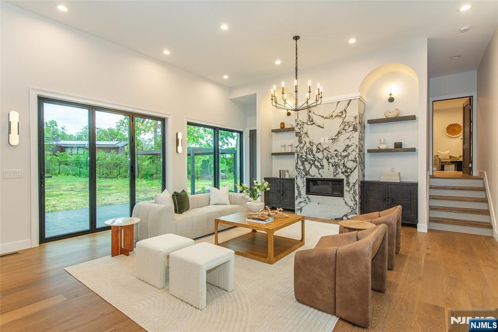 98 Haddenfield Road Clifton, NJ 07013 - Photo 7 of 50
