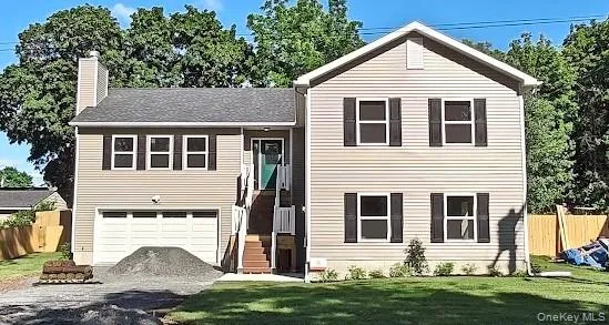 $672,500 | 620 Homestead Avenue, Maybrook, NY 12543