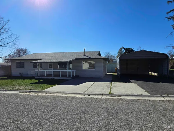 $278,000 | 1011 South Cleveland Street, Jerome, ID 83338