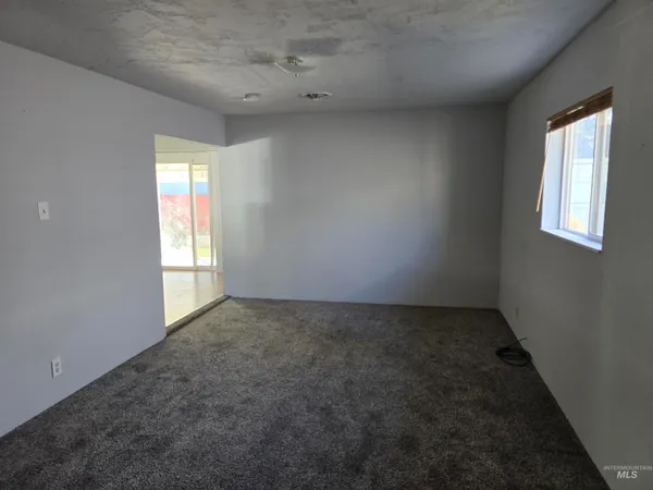 $278,000 | 1011 South Cleveland Street, Jerome, ID 83338