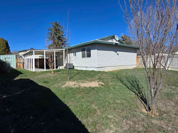 $278,000 | 1011 South Cleveland Street, Jerome, ID 83338