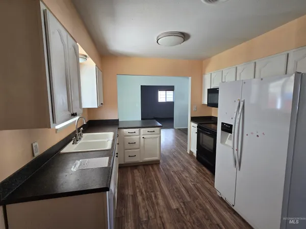 $278,000 | 1011 South Cleveland Street, Jerome, ID 83338