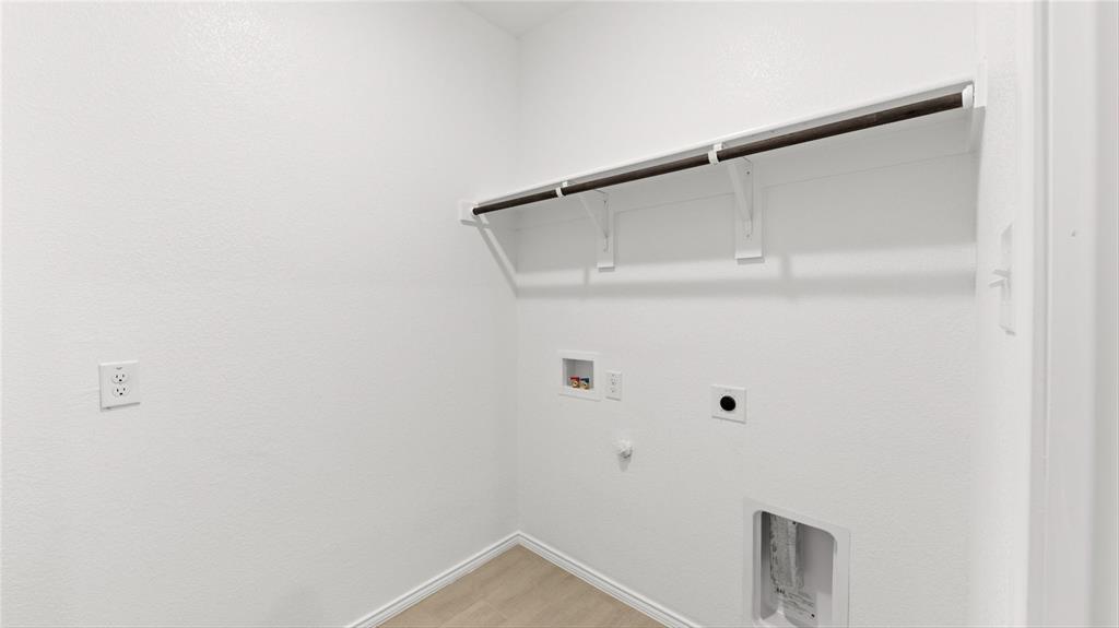 348 Deer Rdg Drive Aledo, TX 76008 - Photo 14 of 15 a view of small space