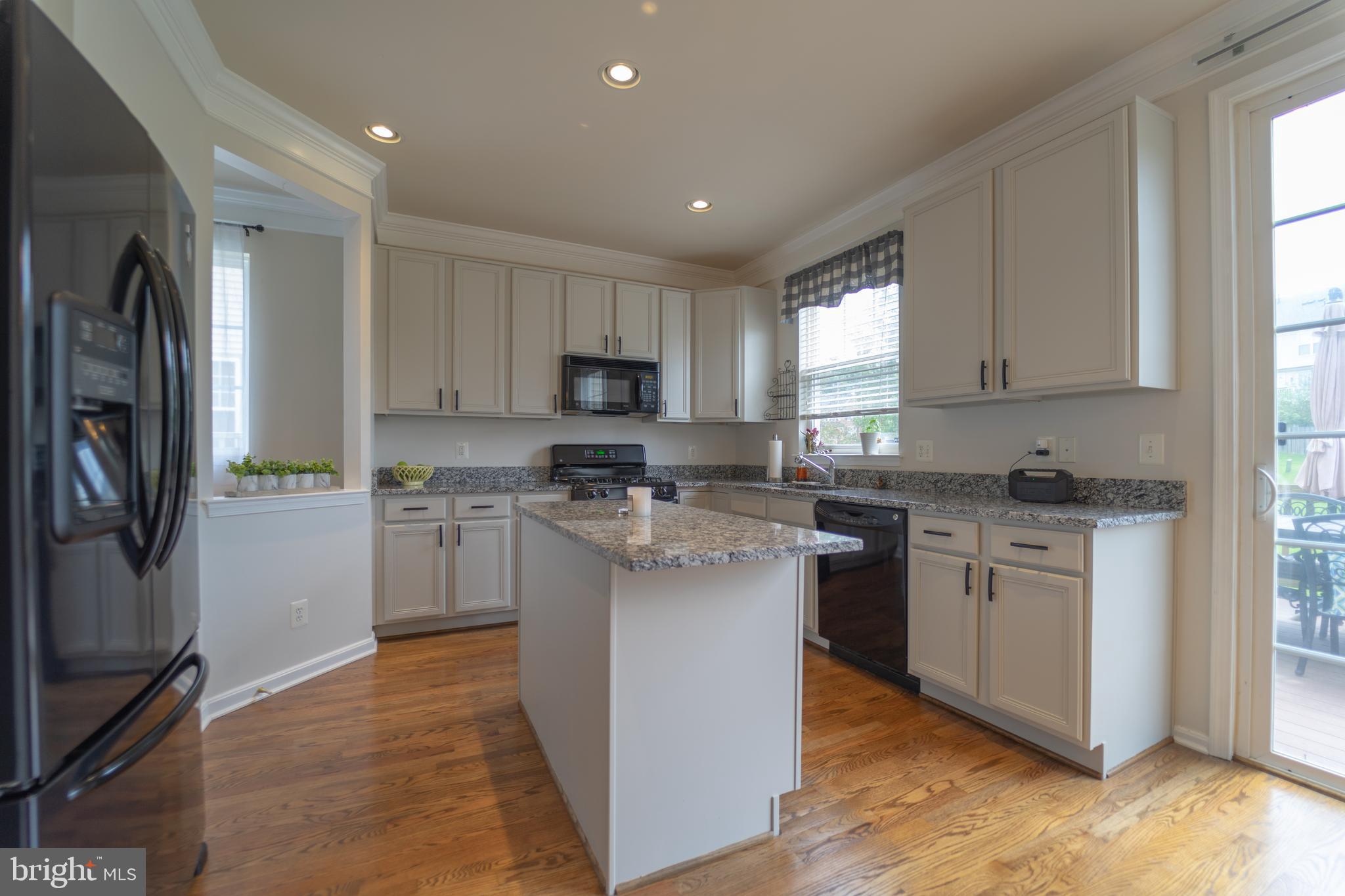 9161 Ribbon Falls Loop Bristow, VA 20136 - Photo 16 of 48 Gallery Image 16