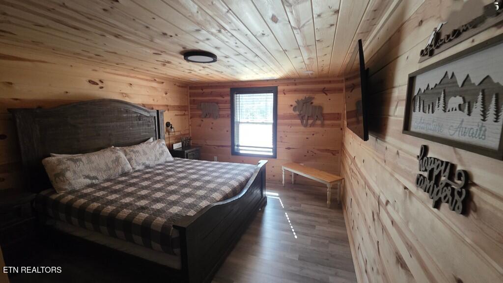 2869 Hatcher Mountain Road Sevierville, TN 37862 - Photo 33 of 42 Bed # 5