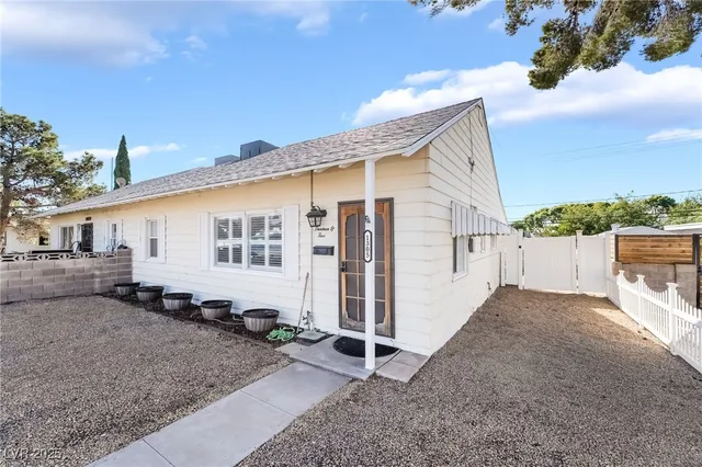 $324,999 | 1305 New Mexico Street, Boulder City, NV 89005