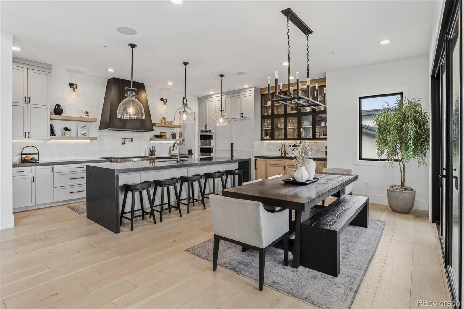 7536 Raphael Lane Littleton, CO 80125 - Photo 11 of 50 Gallery Image 11