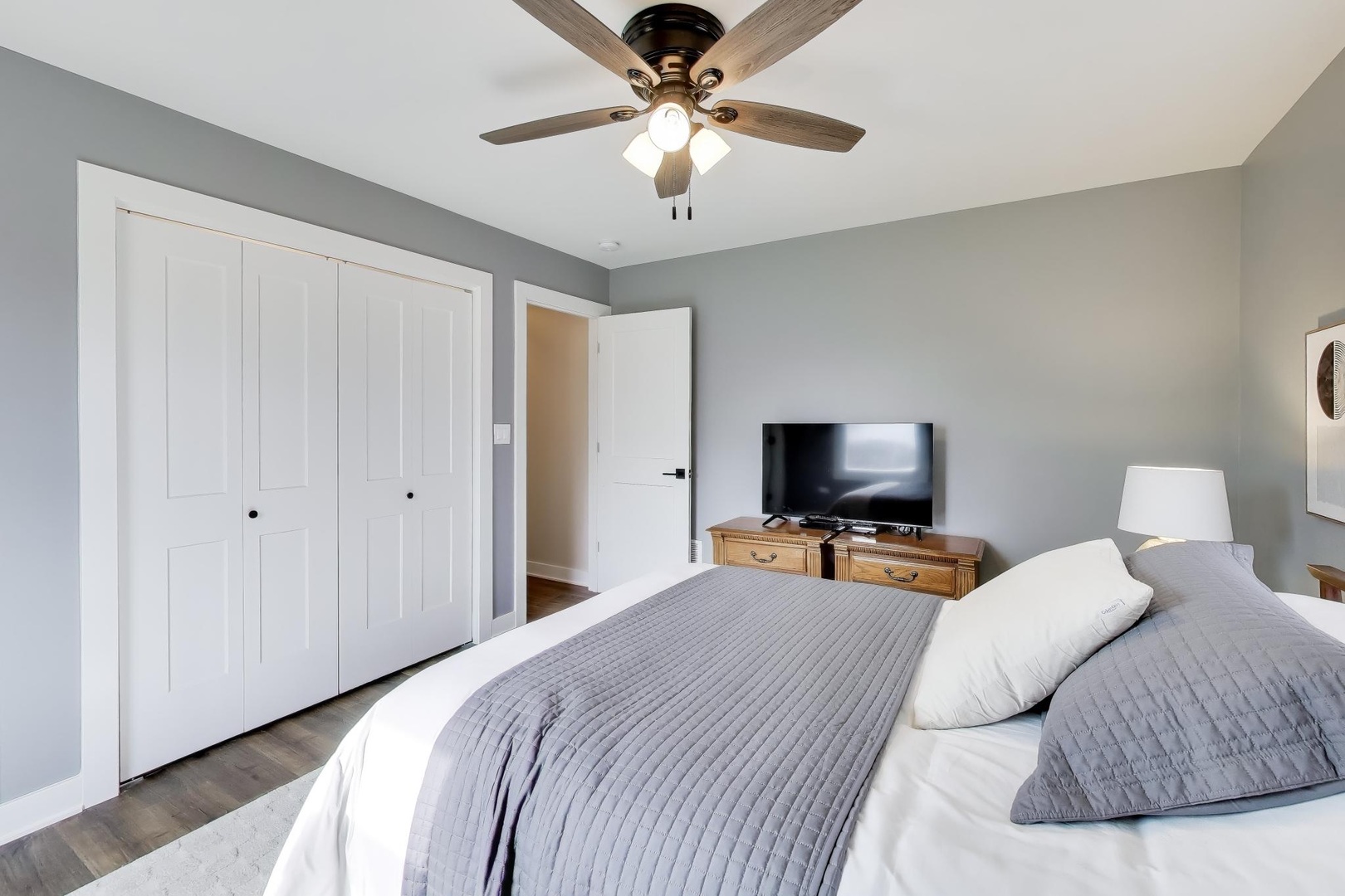 3S700 Delles Road Naperville, IL 60563 - Photo 12 of 35