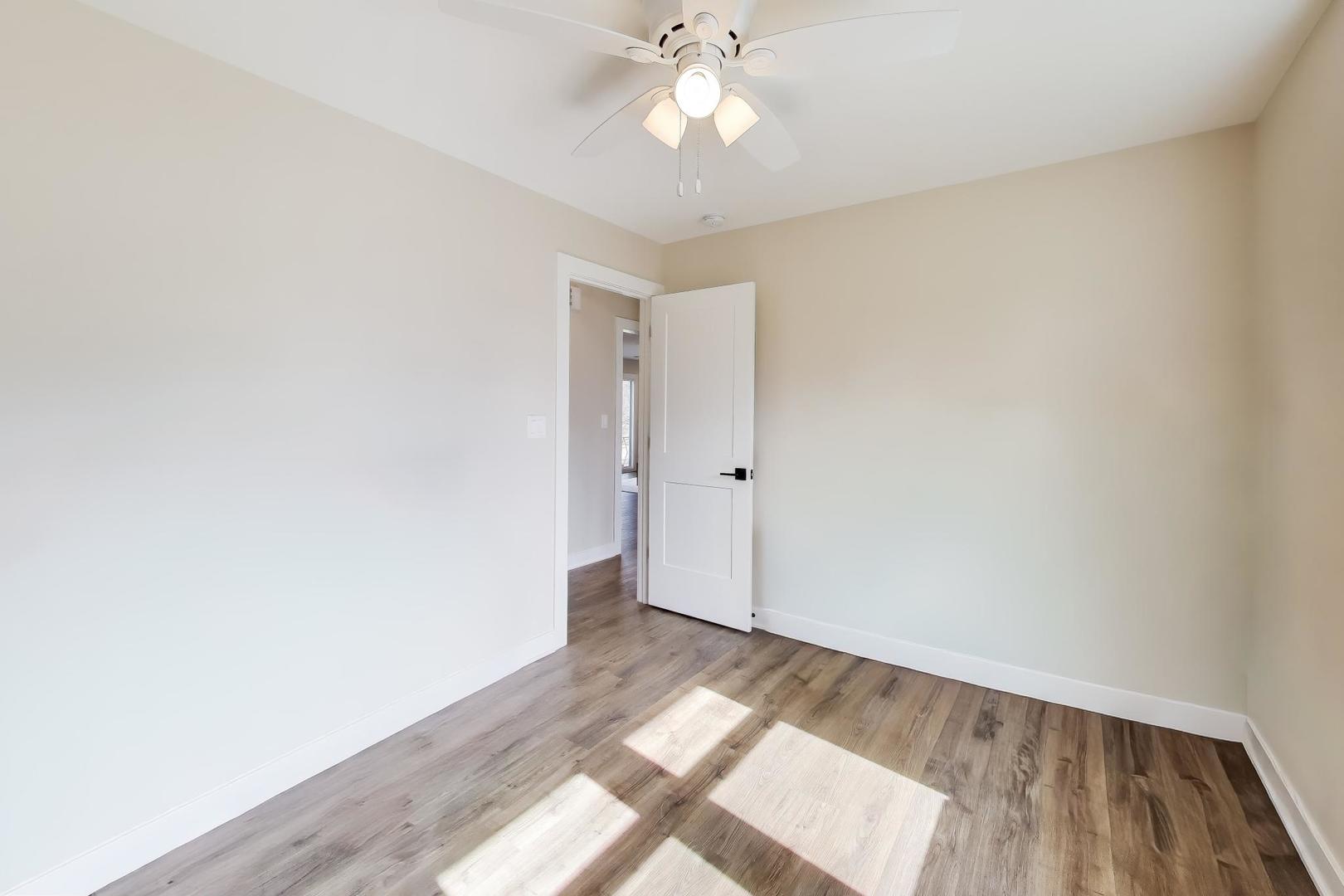 3S700 Delles Road Naperville, IL 60563 - Photo 18 of 35