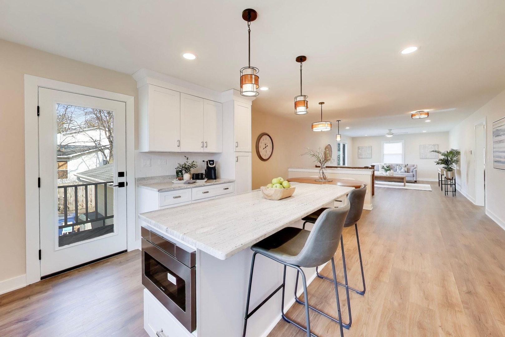 3S700 Delles Road Naperville, IL 60563 - Photo 8 of 35