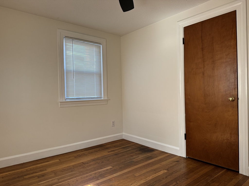 173 Pleasant Street, Unit 173 Clinton, MA 01510 - Photo 13 of 20