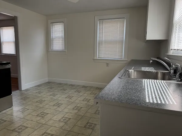 $2,200 | 173 Pleasant Street, Unit 173, Clinton, MA 01510