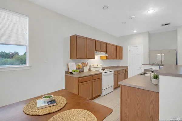 $316,000 | 6032 Fred Couples, Schertz, TX 78108