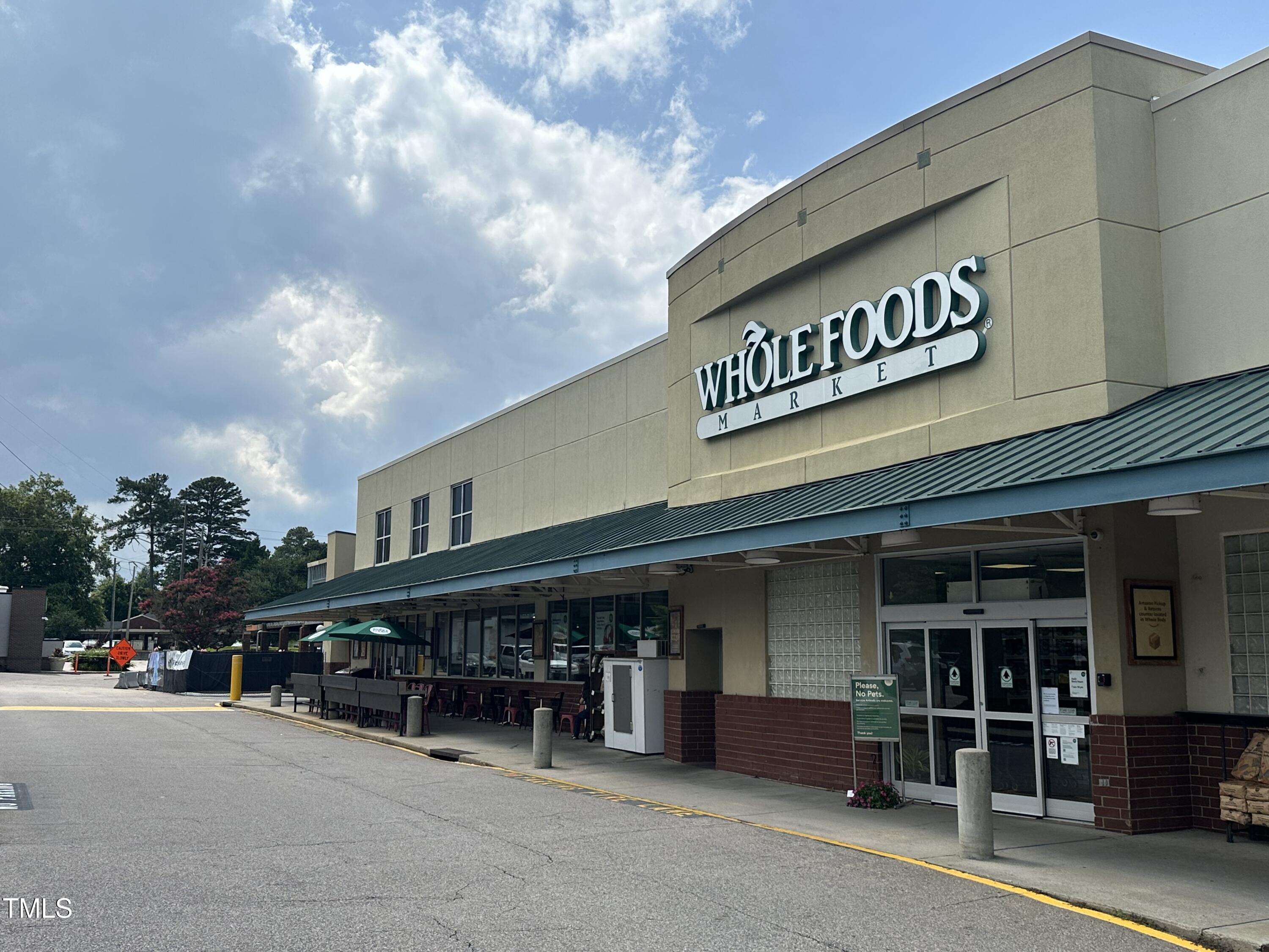 3302.5 Hall Place Raleigh, NC 27607 - Photo 10 of 49 IMG_8109