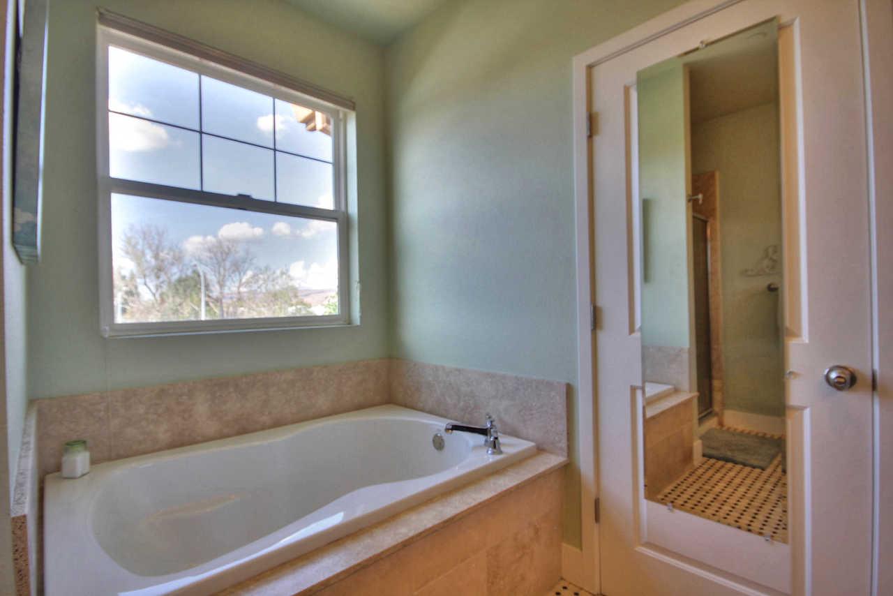 160 Cochrane Road Morgan Hill, CA 95037 - Photo 15 of 28 Gallery Image 15