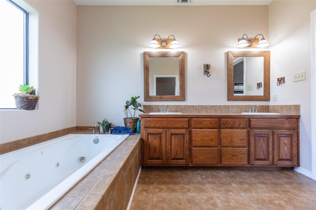523 South Hays Road Clyde, TX 79510 - Photo 29 of 40