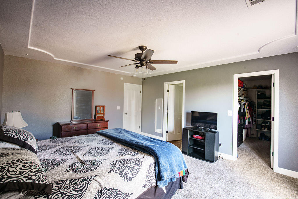 1985 Airstrip Road Redding, CA 96003 - Photo 16 of 24 Master Bedroom.