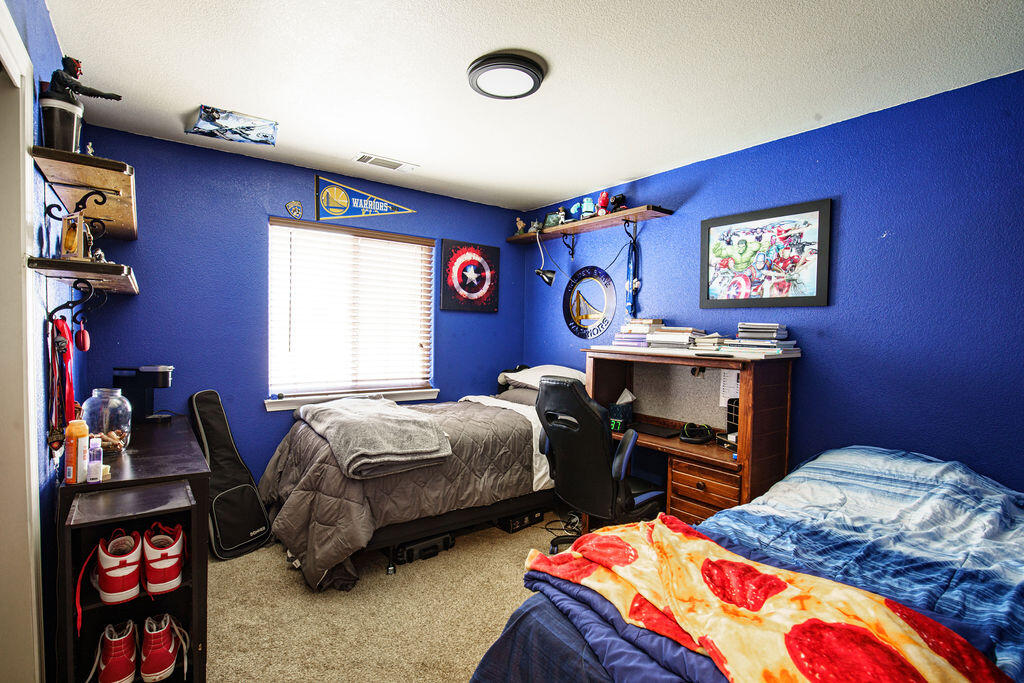 1985 Airstrip Road Redding, CA 96003 - Photo 22 of 24 Bedroom #3