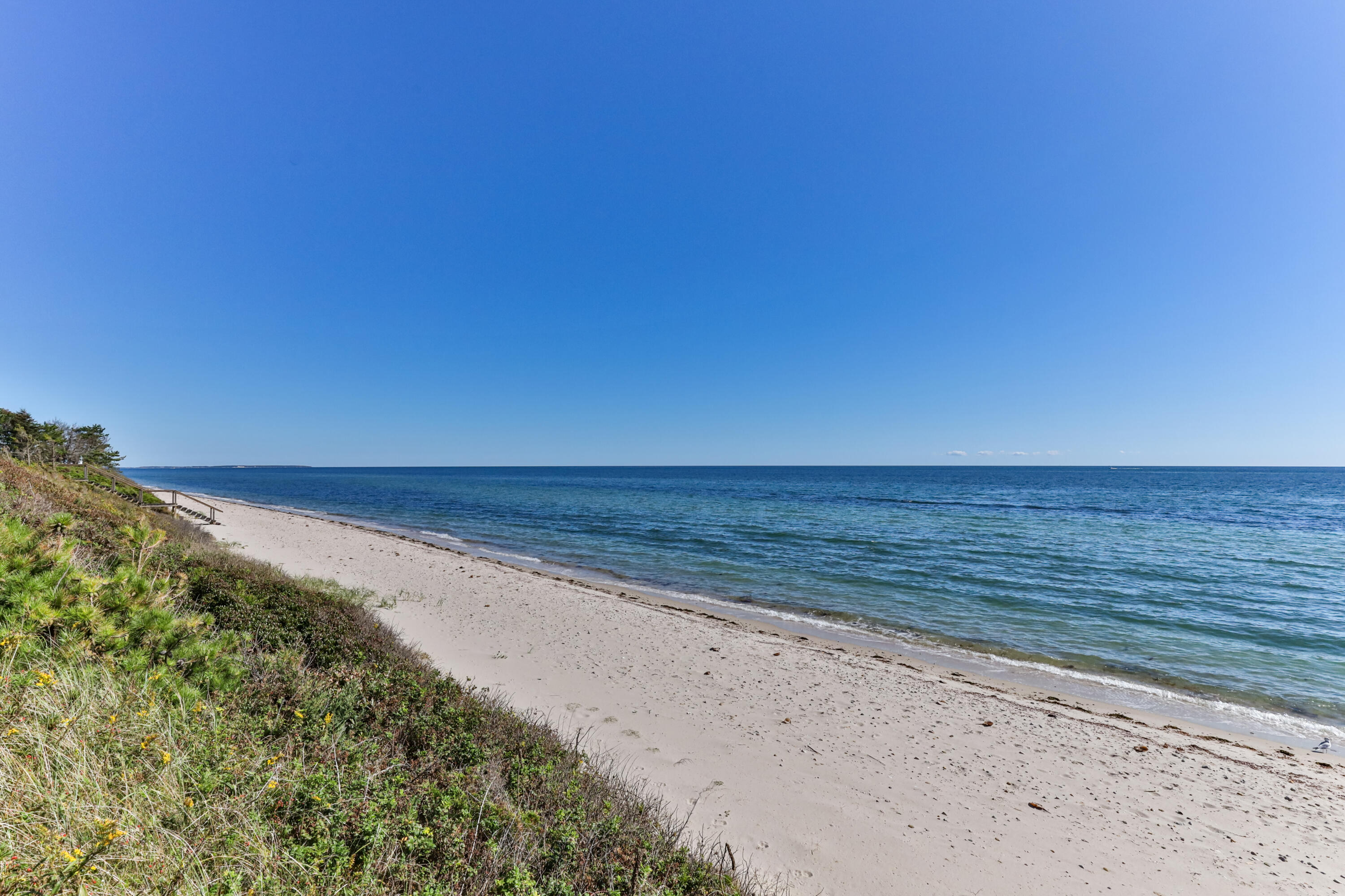 835 Sea View Avenue Osterville, MA 02655 - Photo 3 of 51 835SeaHR-252 copy