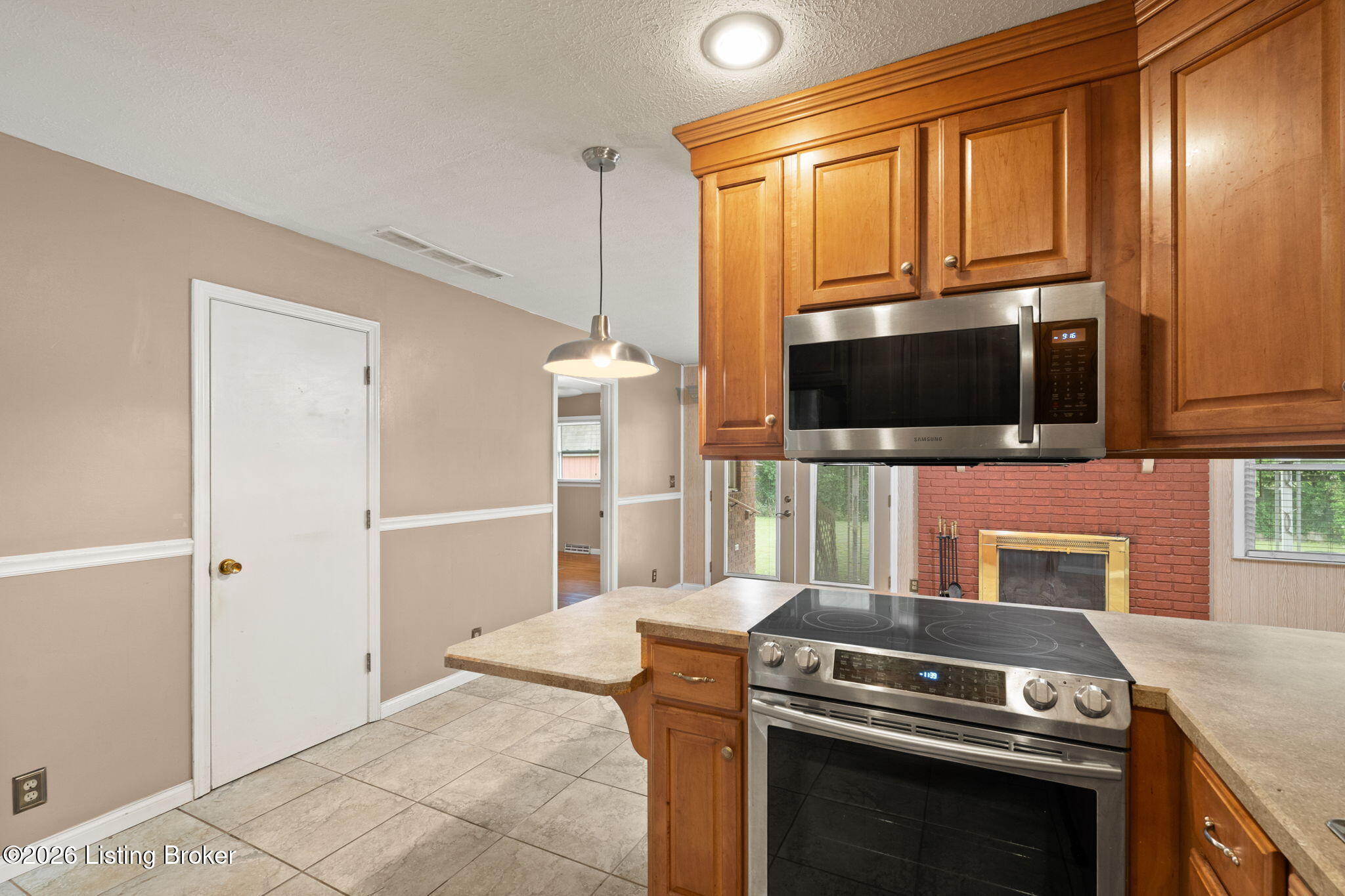 6502 Hollow Tree Road Louisville, KY 40228 - Photo 43 of 63 43-43-6502 Hollow Tree Rd-45