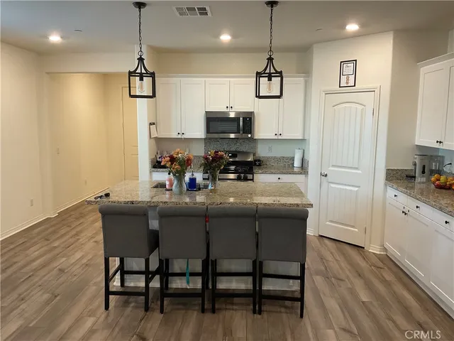 $630,000 | 2884 Winter Park Avenue, Jurupa Valley, CA 92509