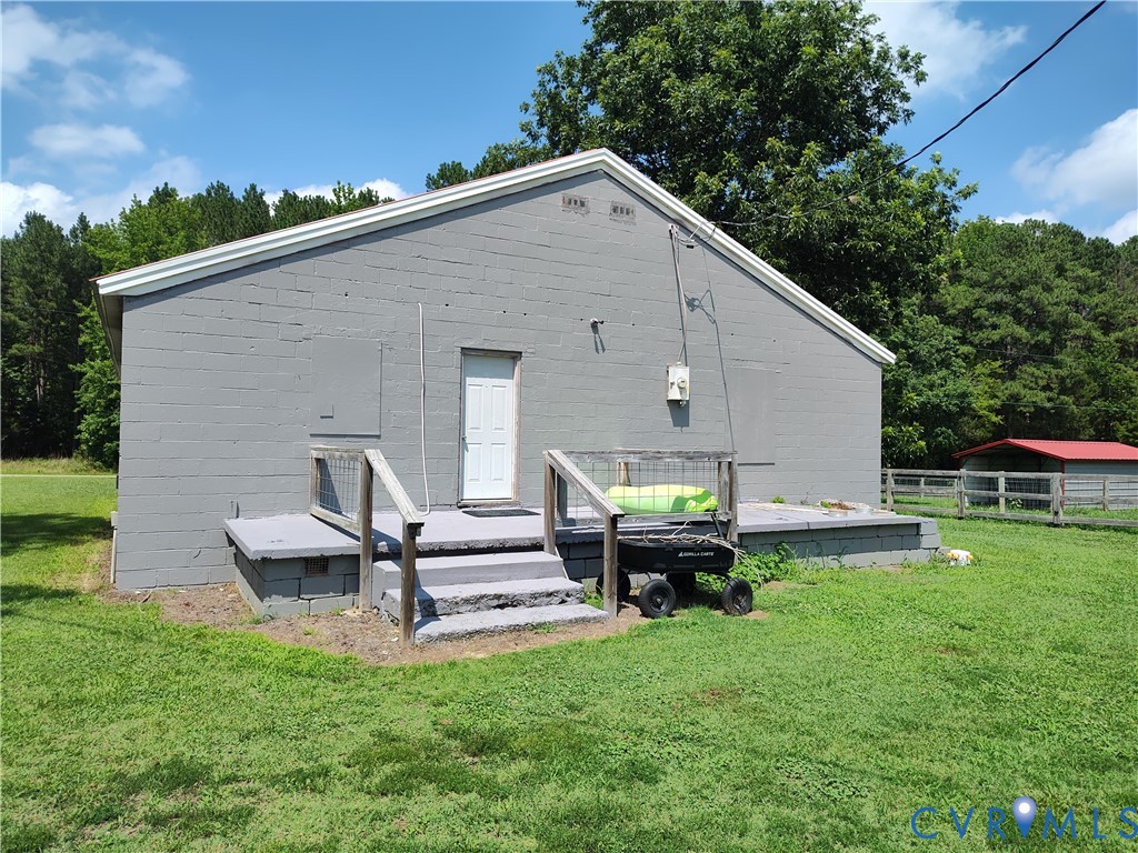 20827 Carson Road Dinwiddie, VA 23841 - Photo 28 of 43