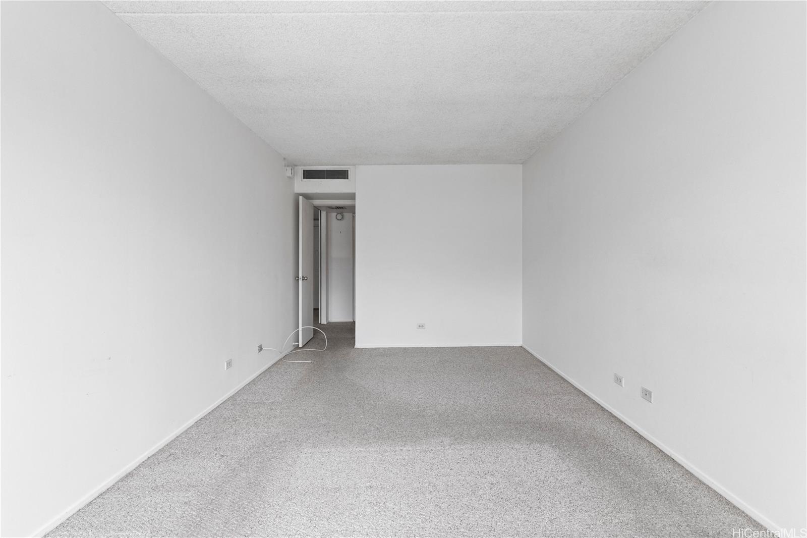 700 Richards Street, Unit 807 Honolulu, HI 96813 - Photo 11 of 15 a view of an empty room