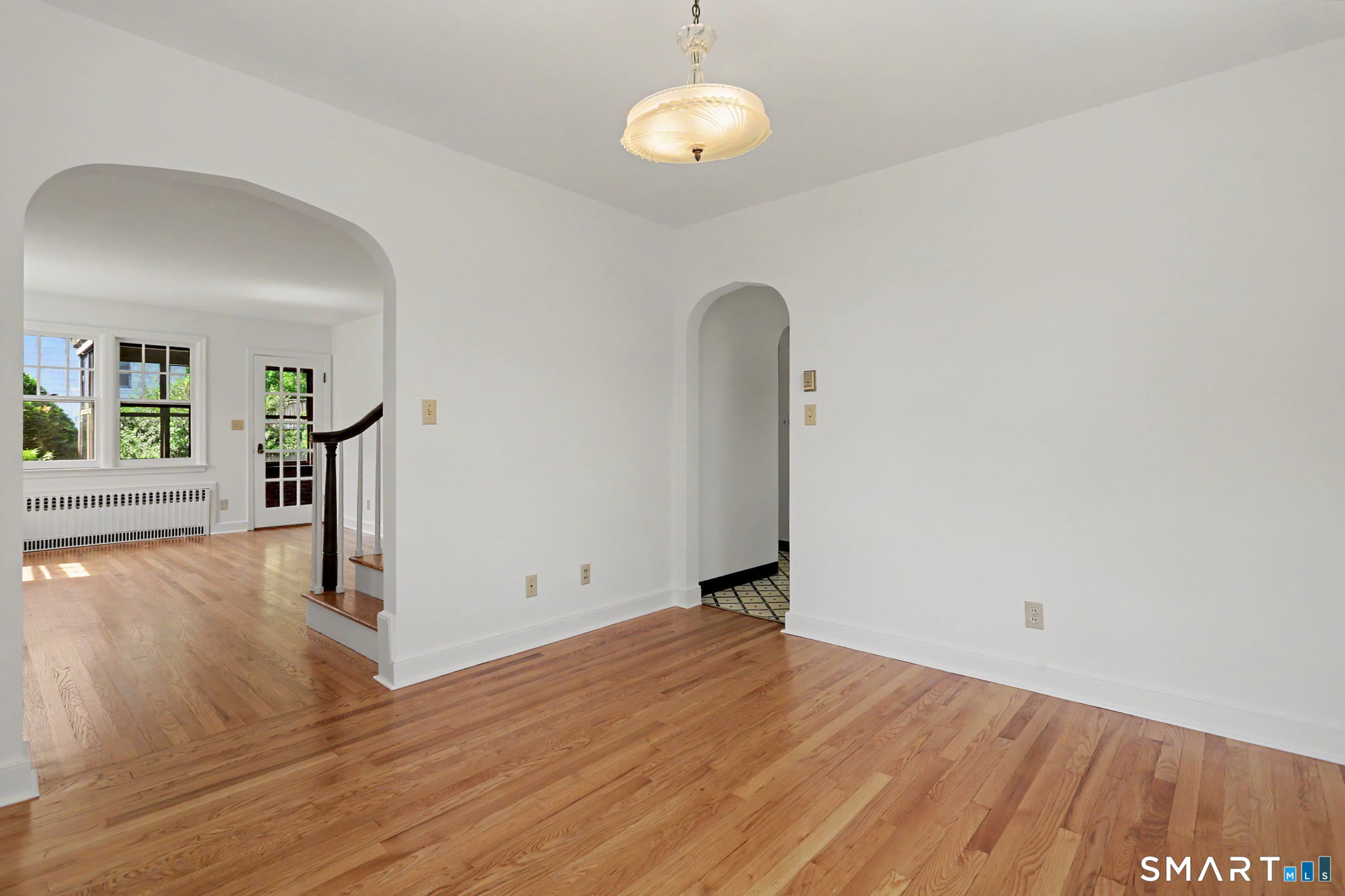 312 Bennett Street Fairfield, CT 06825 - Photo 13 of 40