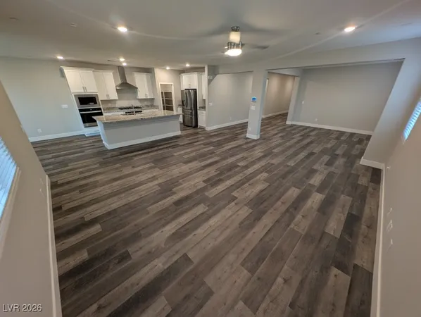 $2,950 | 1039 Forest Falcon Drive, Henderson, NV 89011