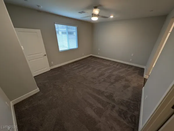 $2,950 | 1039 Forest Falcon Drive, Henderson, NV 89011