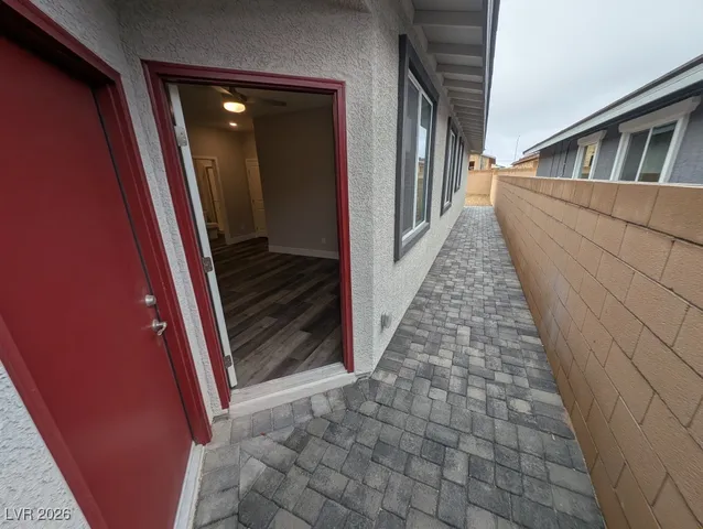 $3,250 | 1039 Forest Falcon Drive, Henderson, NV 89011