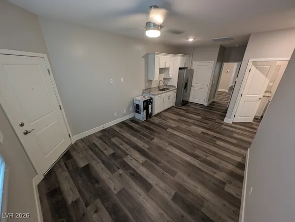 $2,950 | 1039 Forest Falcon Drive, Henderson, NV 89011