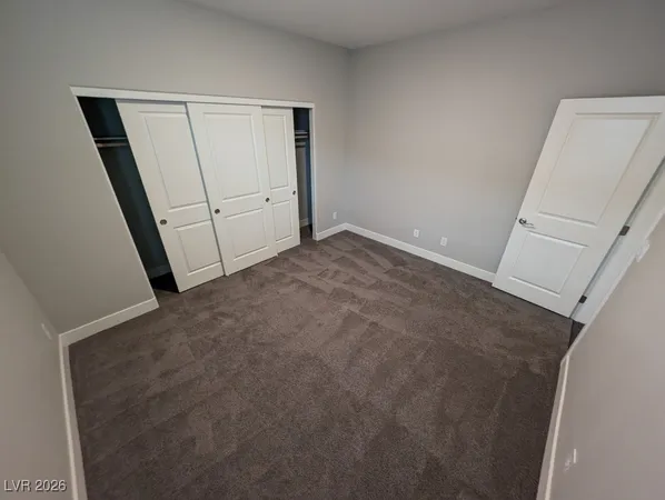 $2,950 | 1039 Forest Falcon Drive, Henderson, NV 89011