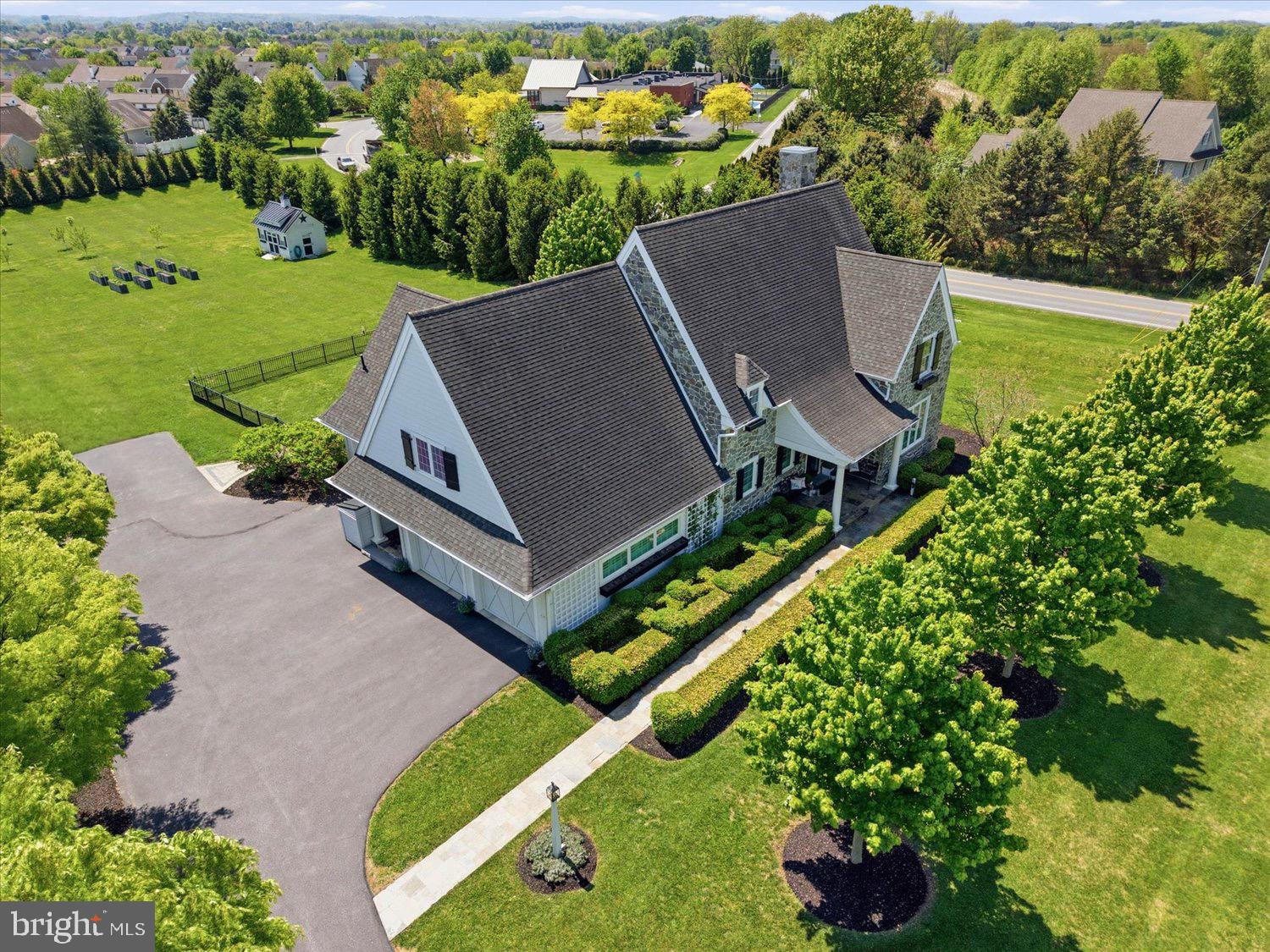640 Snyder Road Lititz, PA 17543 - Photo 1 of 47
