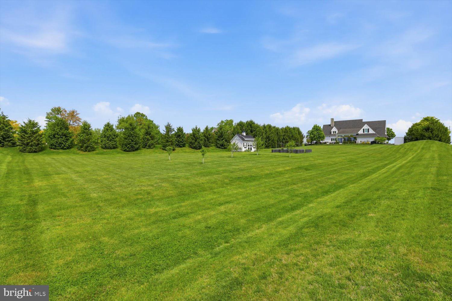 640 Snyder Road Lititz, PA 17543 - Photo 2 of 47
