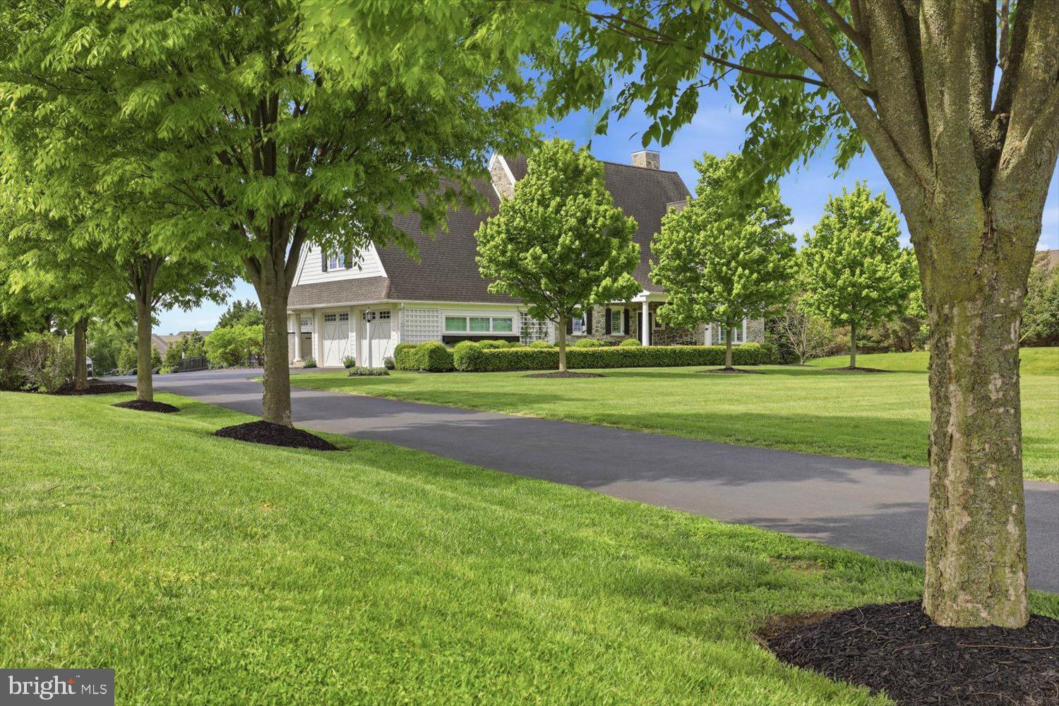 640 Snyder Road Lititz, PA 17543 - Photo 4 of 47