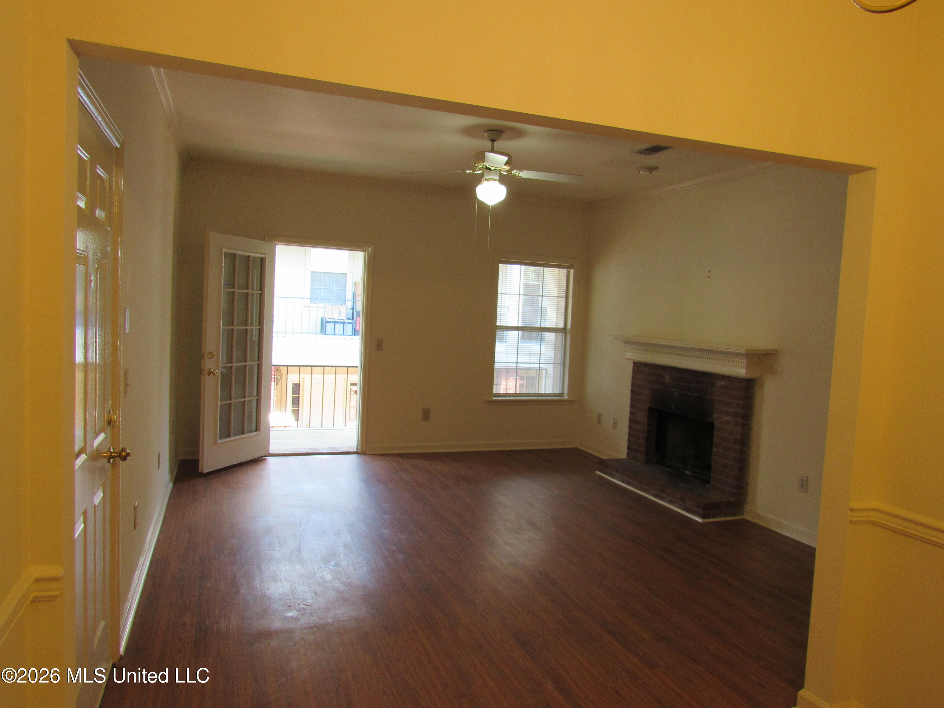 907 Morningside Street, Unit B5 Jackson, MS 39202 - Photo 8 of 15 07BB440F-2F4E-40A3-A073-DA2ACED79A83