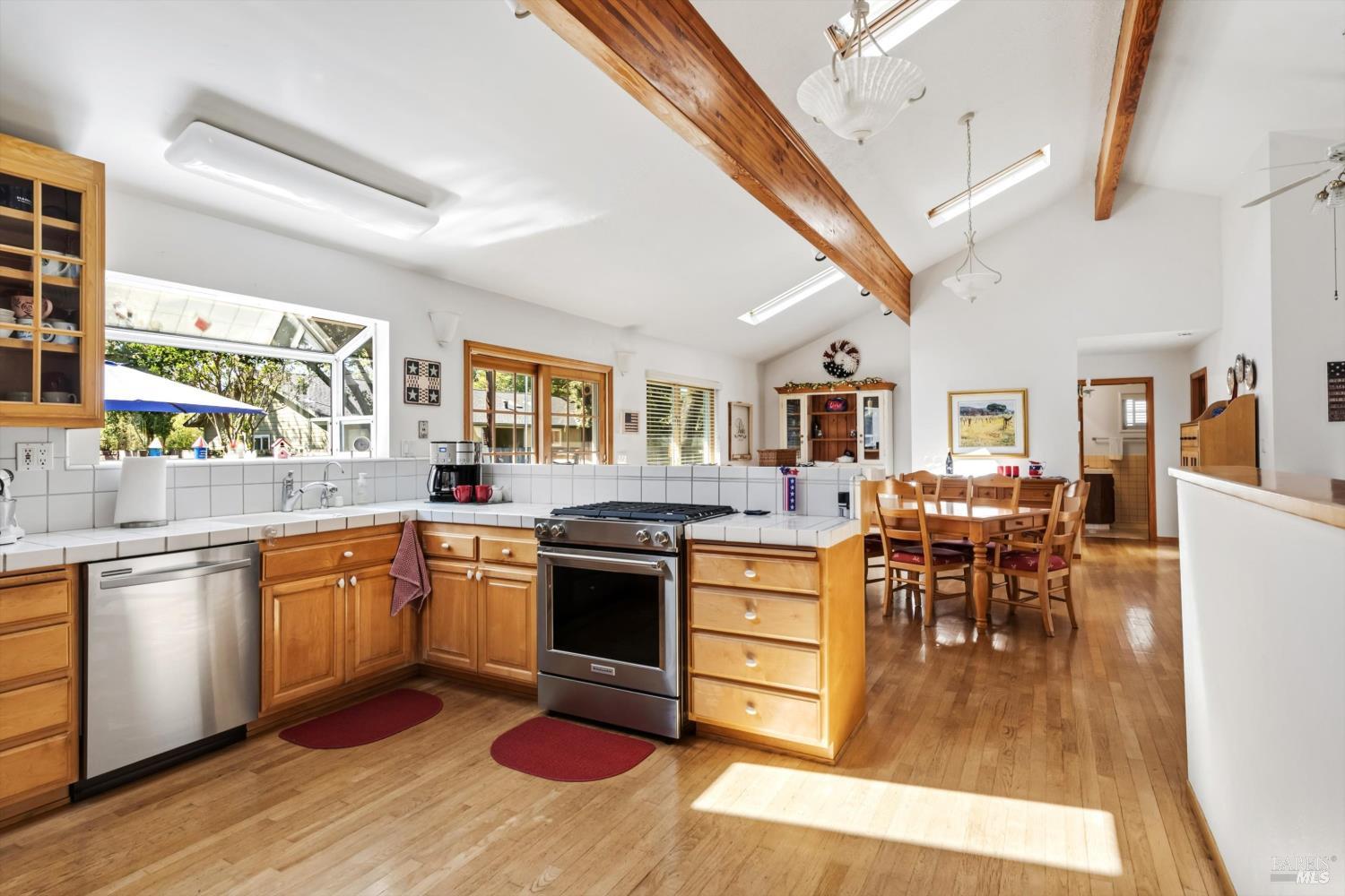 136 Mark West Station Road Windsor, CA 95492 - Photo 17 of 60 Gallery Image 17