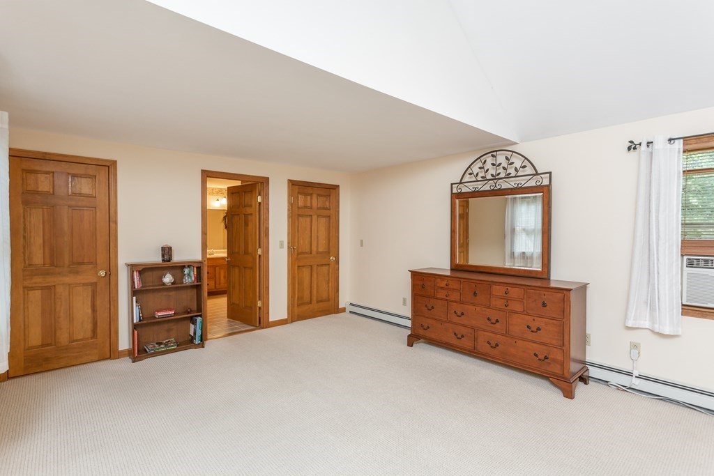 12 Dunham Road Freetown, MA 02702 - Photo 16 of 27 Gallery Image 16