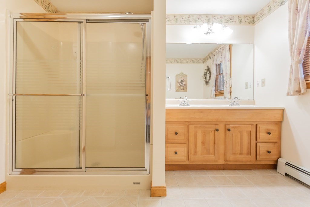 12 Dunham Road Freetown, MA 02702 - Photo 18 of 27 Gallery Image 18