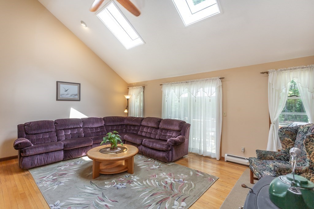 12 Dunham Road Freetown, MA 02702 - Photo 10 of 27 Gallery Image 10