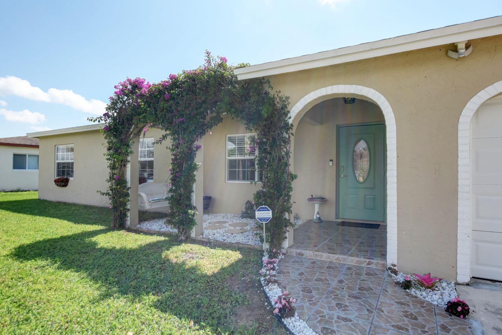 10900 Gantry Street Boca Raton, FL 33428 - Photo 3 of 26 Front close
