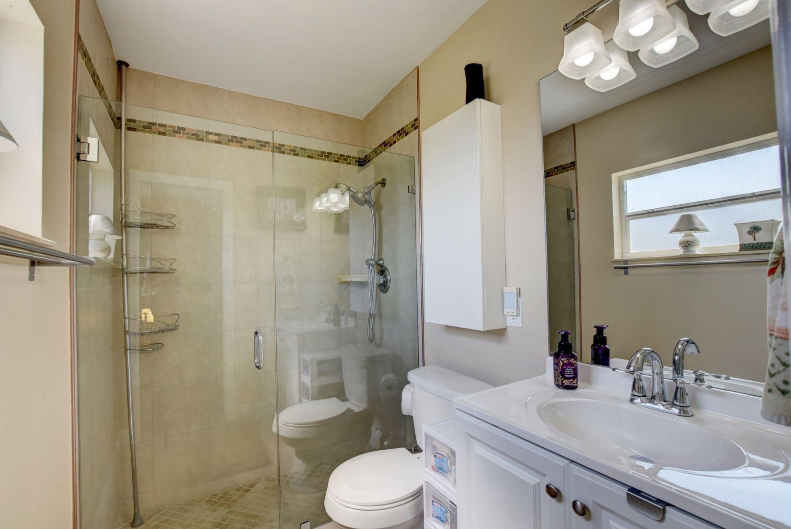 10900 Gantry Street Boca Raton, FL 33428 - Photo 9 of 26 Master bath